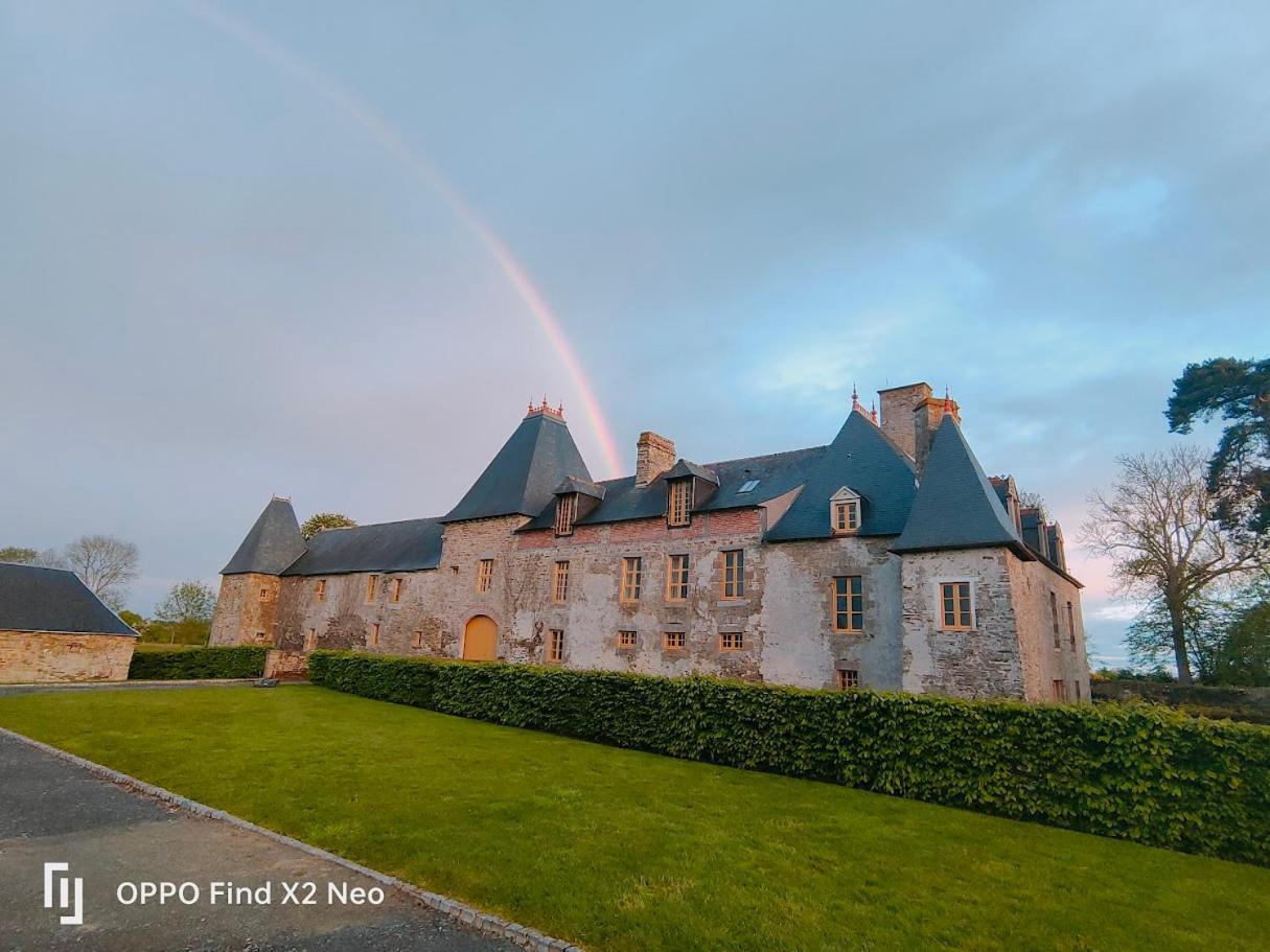 Domaine Du Manoir De Vains Hotel Екстериор снимка
